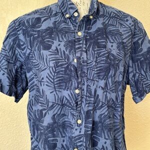 Gap Men's Blue Leaf Print Shirt